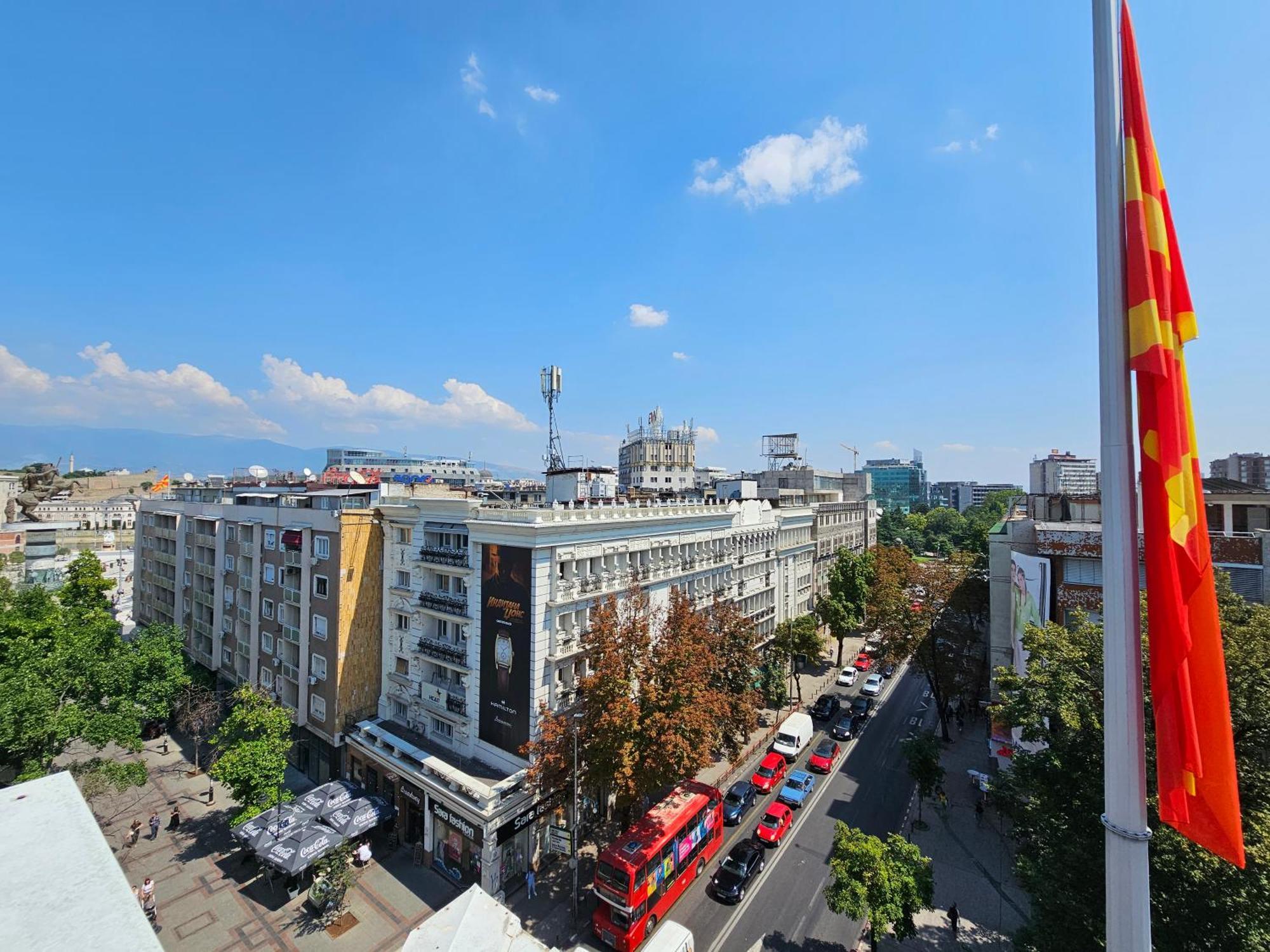 Rooftop Apartment At Mainsquare Skopje Exterior foto